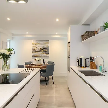 31 Cliff Edge Holiday home *